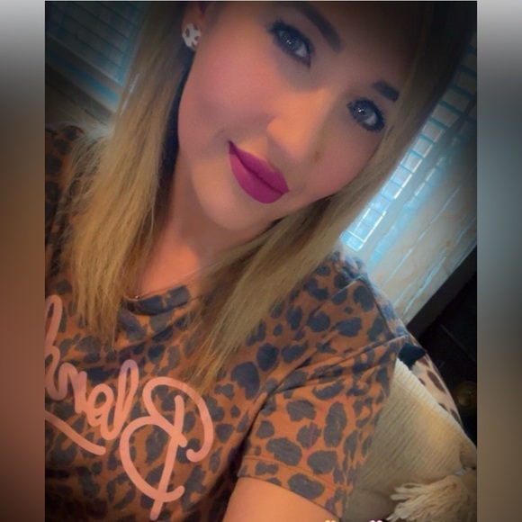 Name that Tune! 🎶🎤 1/9/26 Co-host live Show @ 8pm EST - Picture 11 of 15